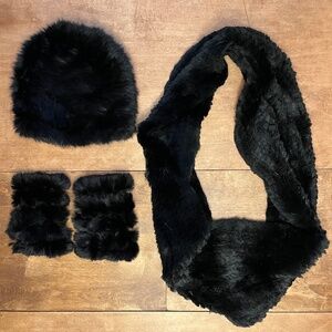 Jocelyn Genuine Fur Accessory SET